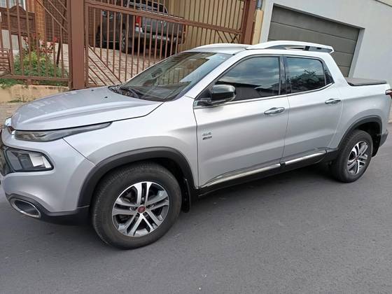 FIAT TORO 2.0 16V TURBO DIESEL VOLCANO 4WD AT9